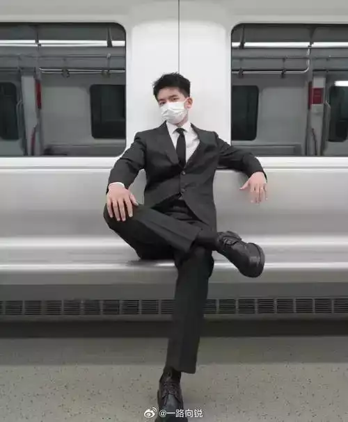 孙晓彤